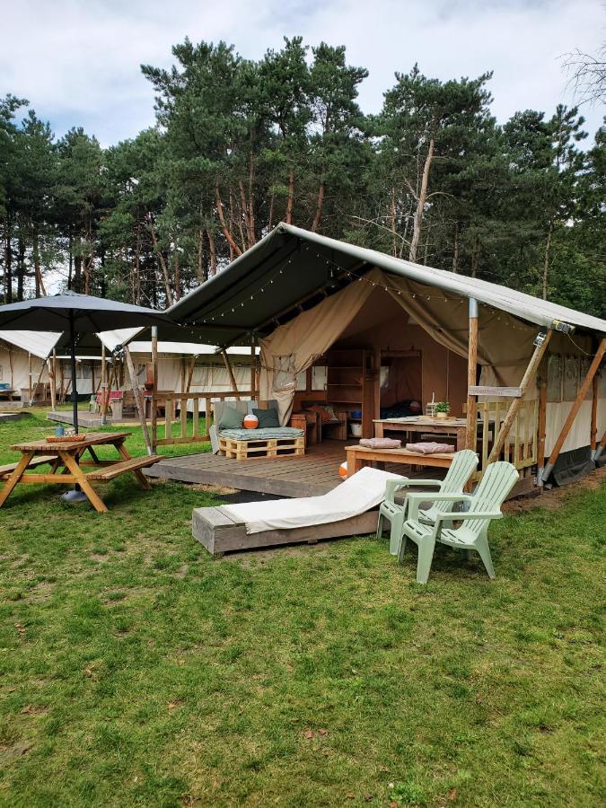 Vakantiepark De Bergen Wanroij - Safaritent Εξωτερικό φωτογραφία